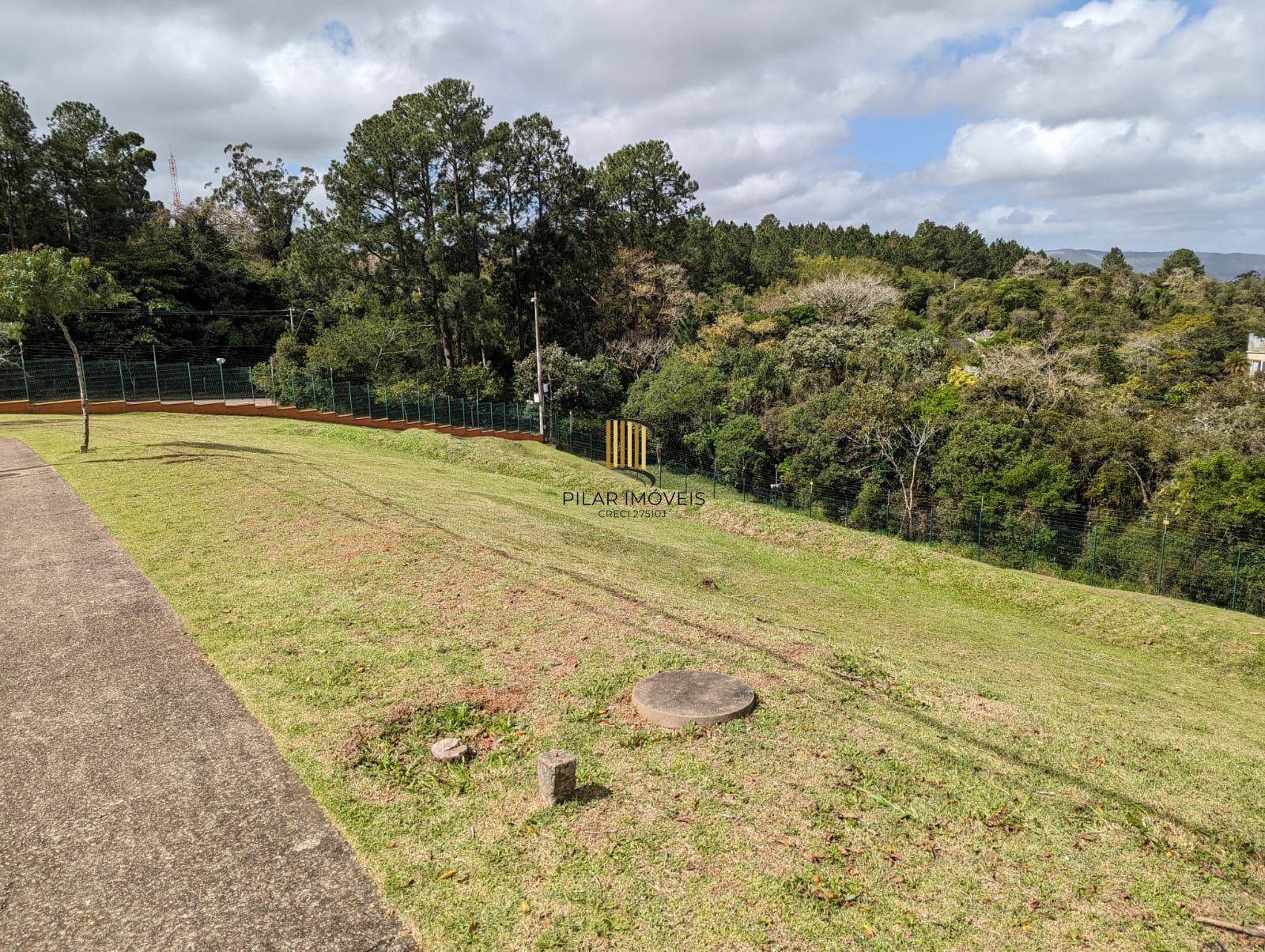 Lote em Condomínio Fechado