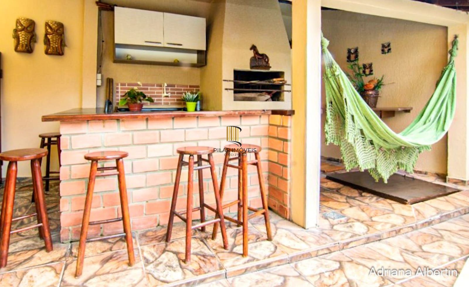 **Maravilhosa Casa Residencial no Partenon, Porto Alegre, Rio Grande do Sul!**