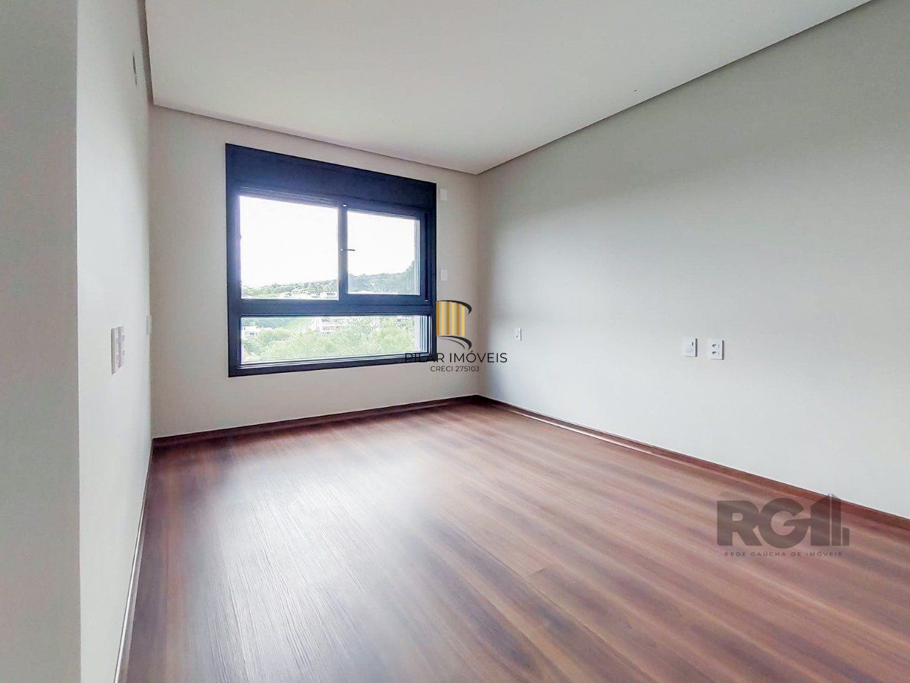 Casa Condominio para Venda - 280m², 3 dormitórios, sendo 3 suites, 2 vagas - Alphaville