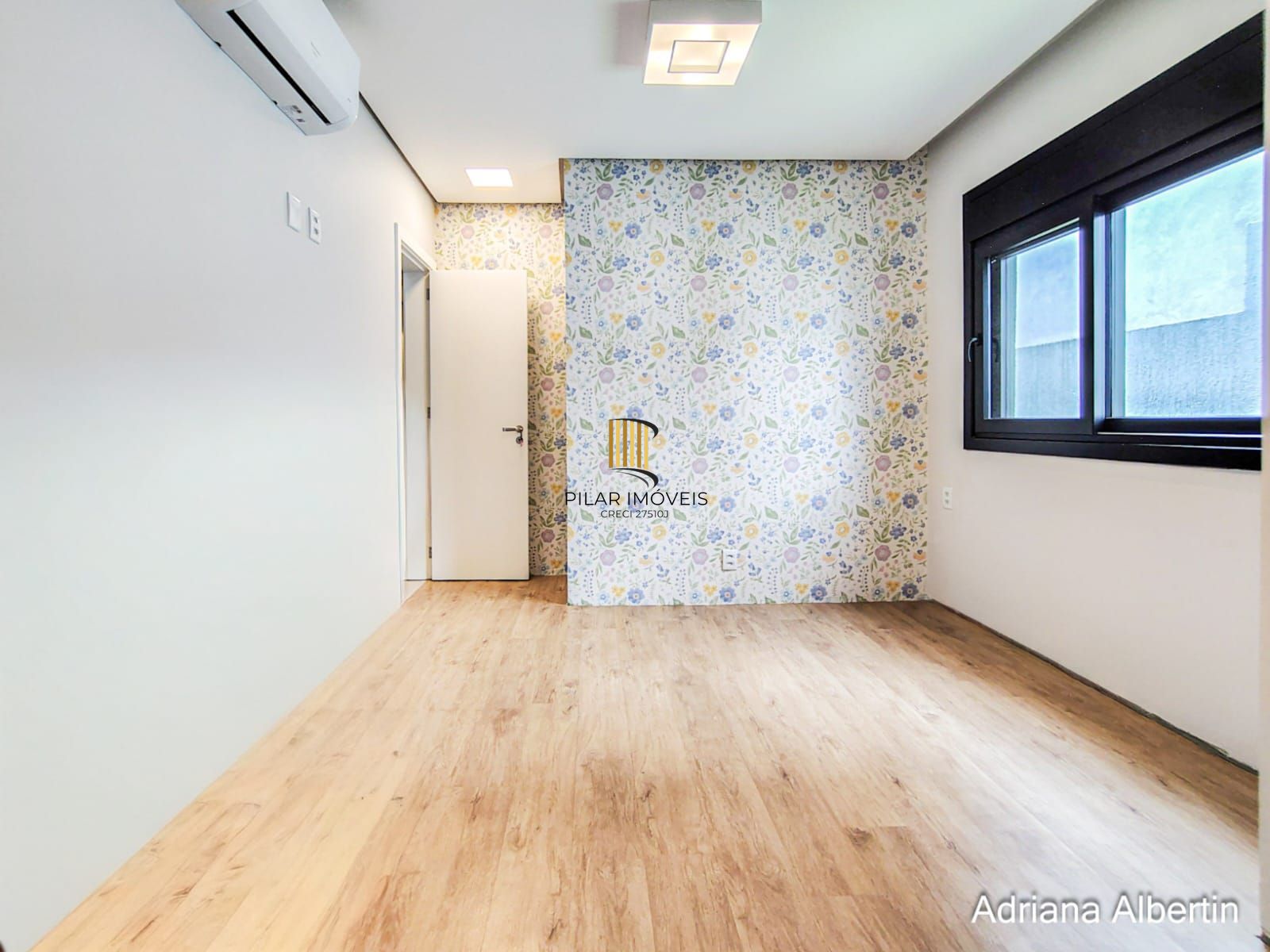 Casa 4 suites AlpahaVille PoA