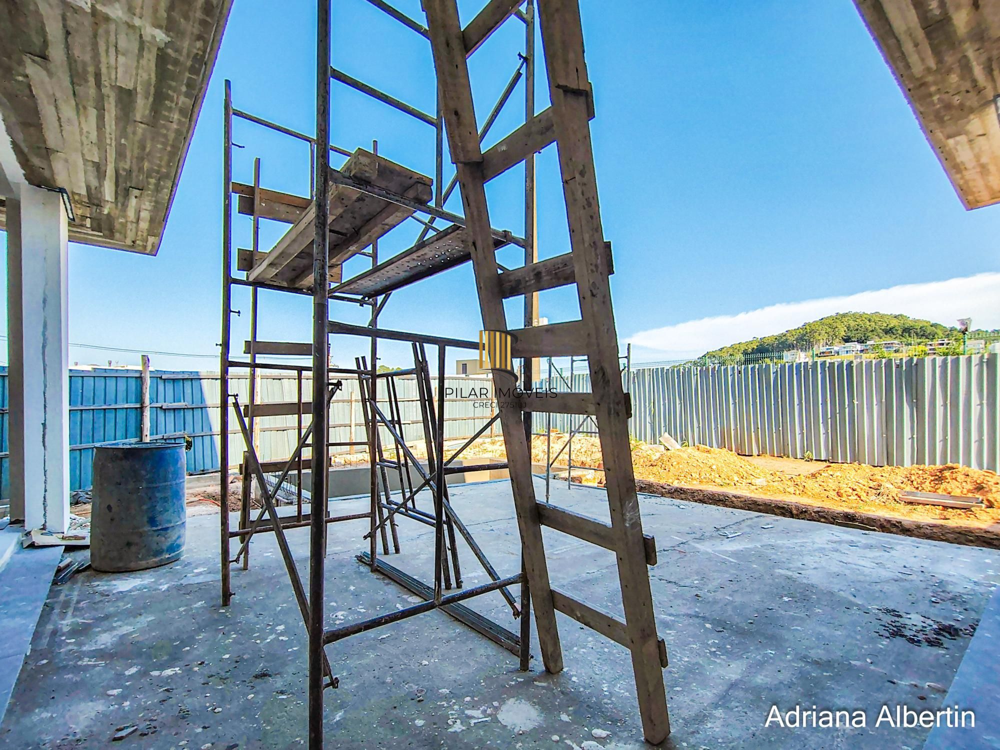 Xasa com 400m² - 3 suites - Alphaville Porto Alegre