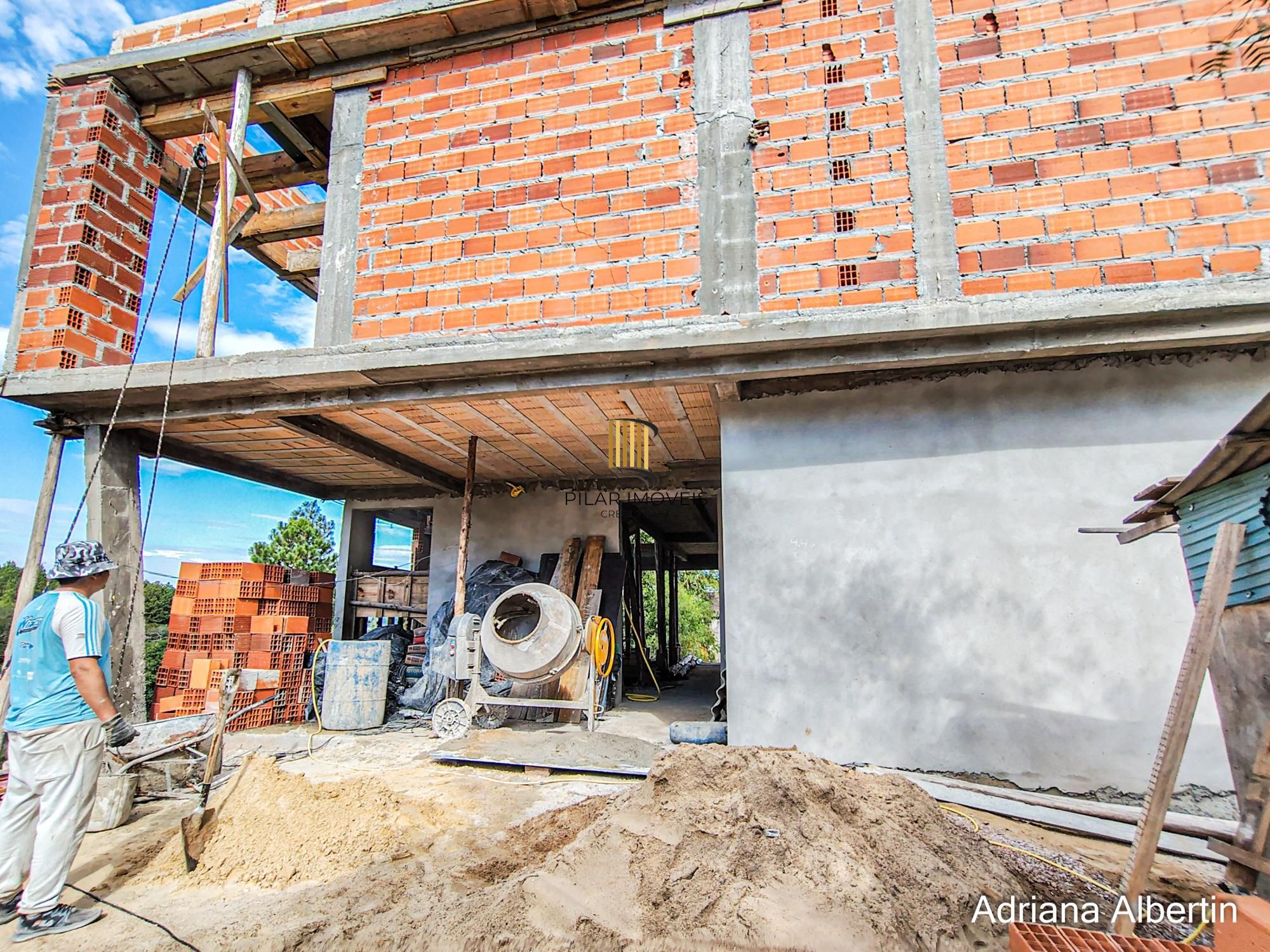 Casa em Construção - 340m² privativo