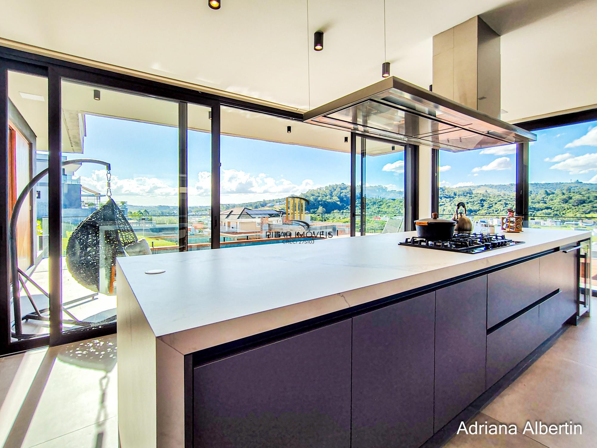 Casa com 4 suítes e escritório - Alphaville Porto Alegre