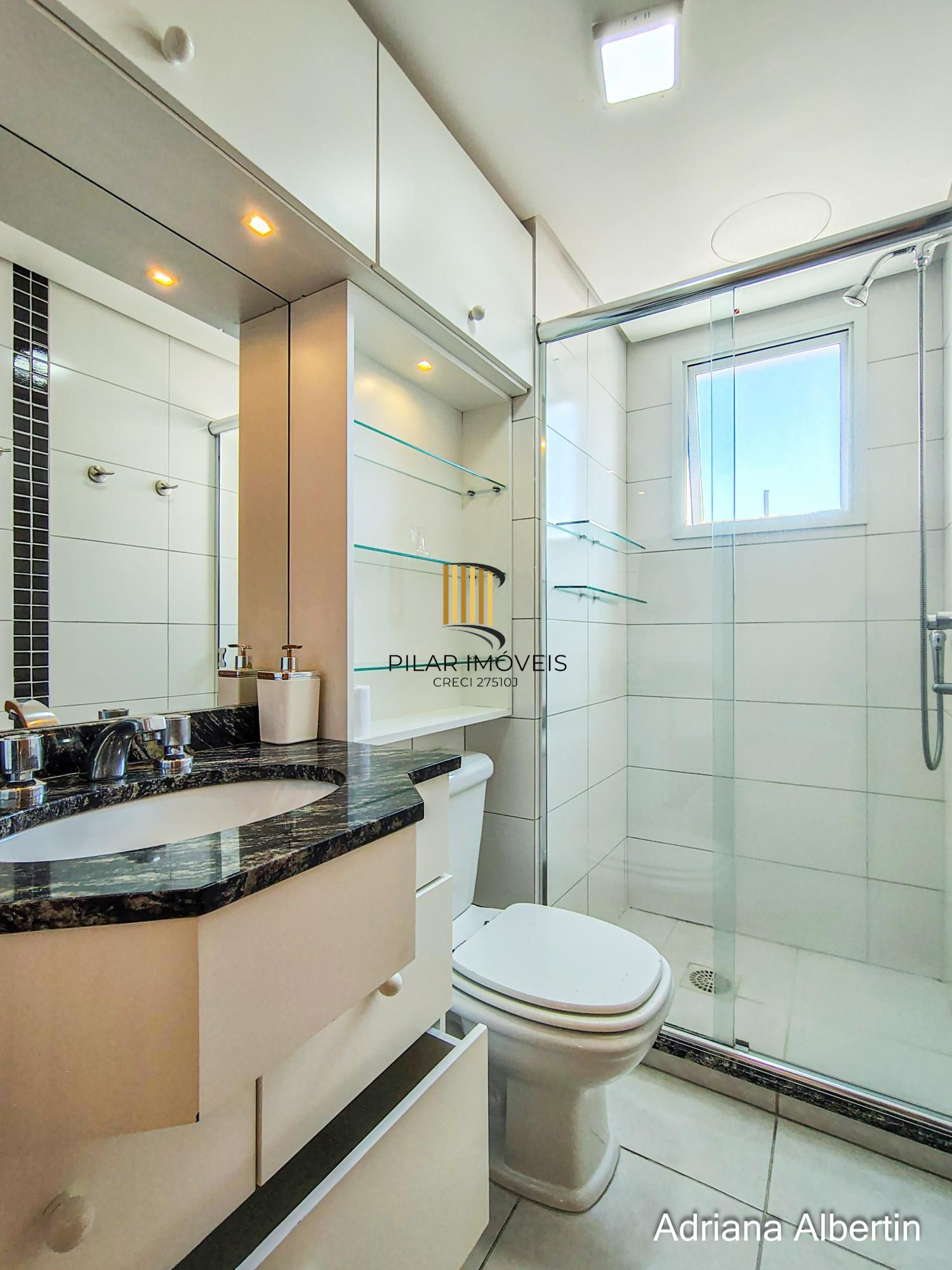 Apartamento ensolarado na Rua Luis Luz com ótima localização!