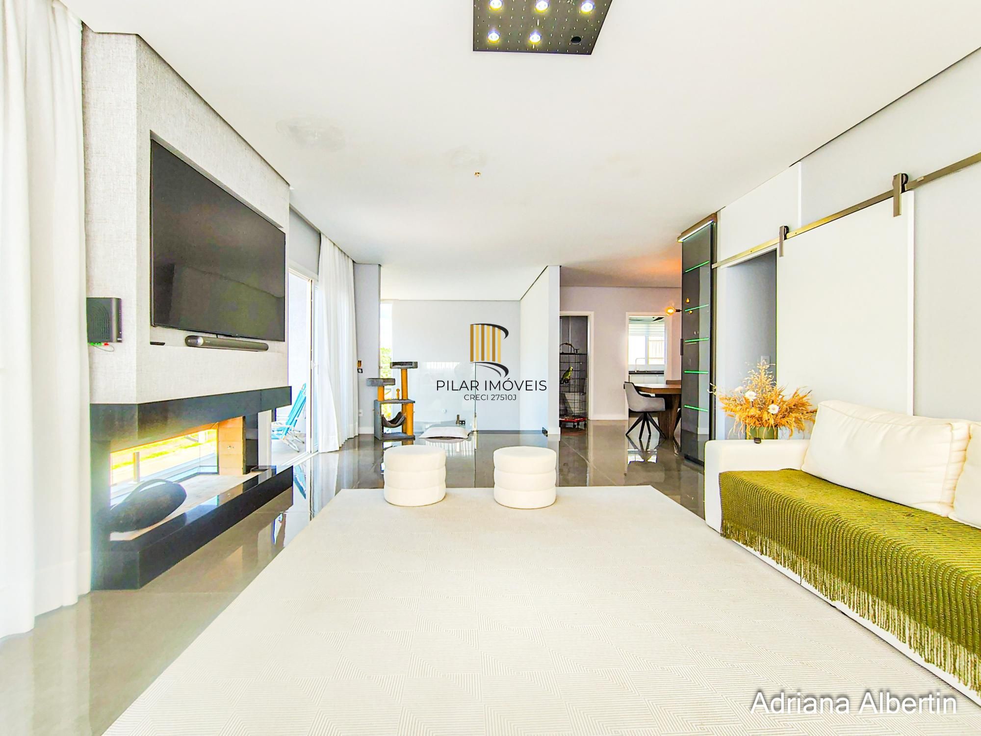 Casa Condominio para Venda - 297.5m², 4 dormitórios, sendo 4 suites, 4 vagas - Alphaville