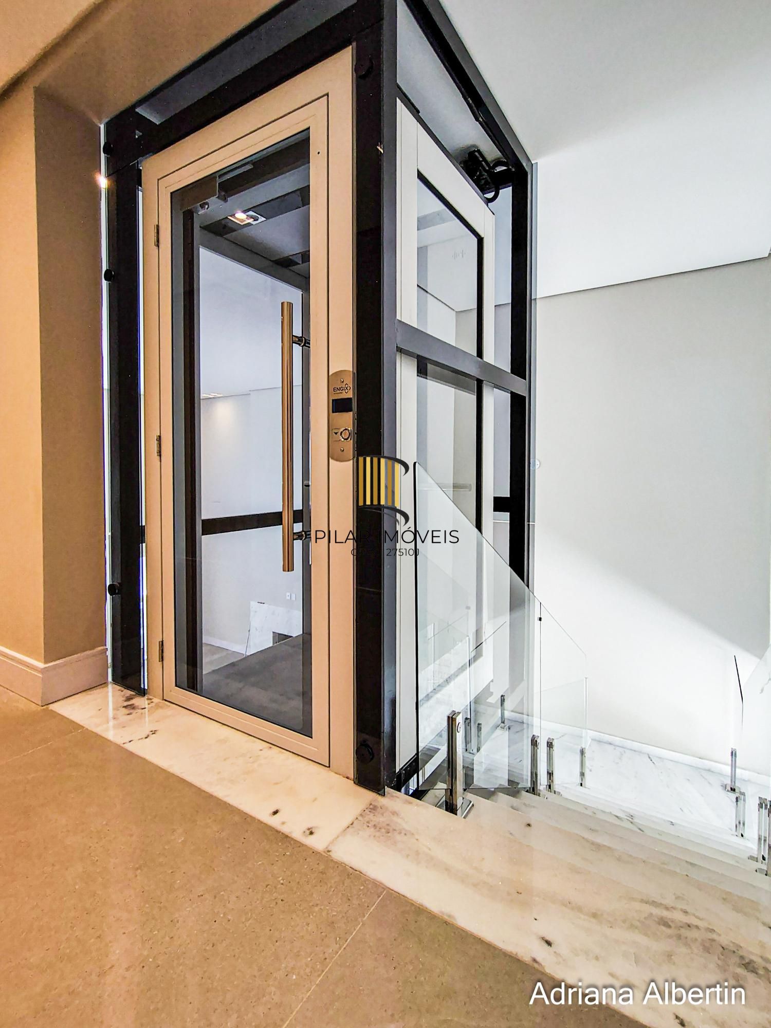 Residência em condomínio fechado