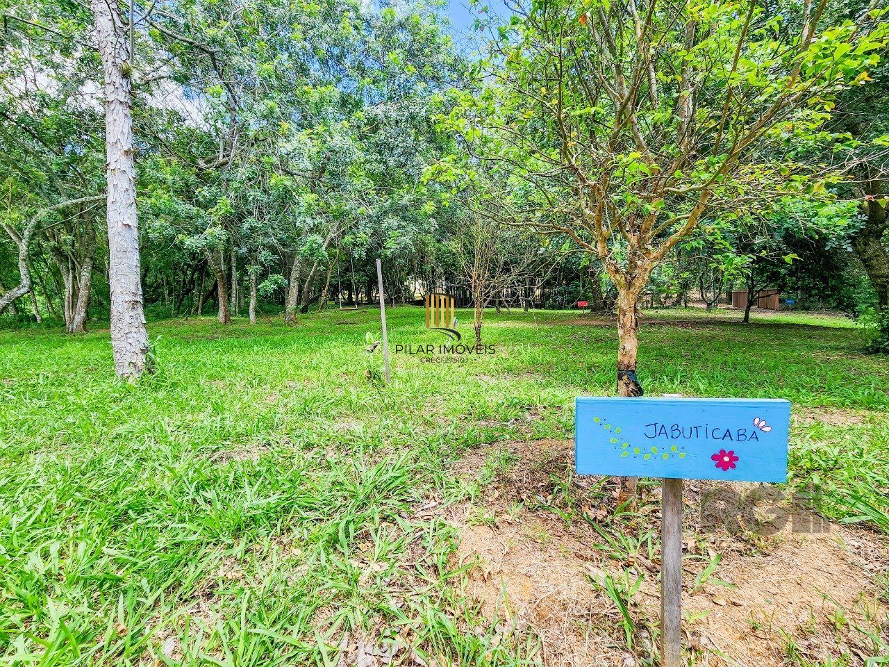 Casa Condominio 3 Dormitório(s) Bairro Campo Novo