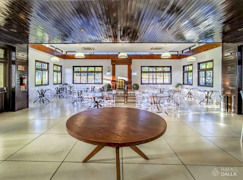 Lote com 512,22m² - pouco aclive - frente Norte