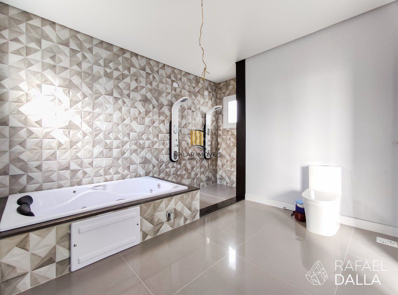 Casa Condominio para Venda - 293.86m², 4 dormitórios, sendo 4 suites, 3 vagas - Alphaville