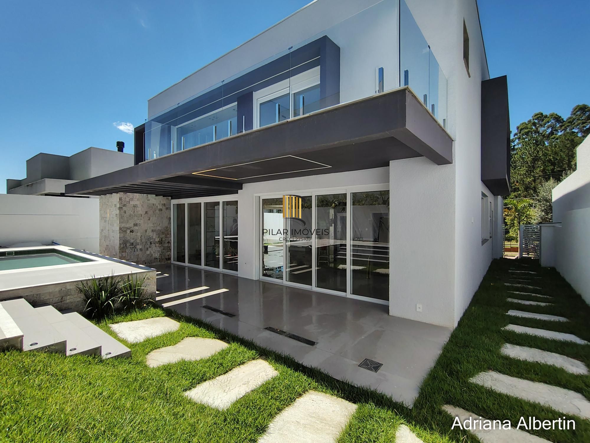 Residência em condomínio fechado