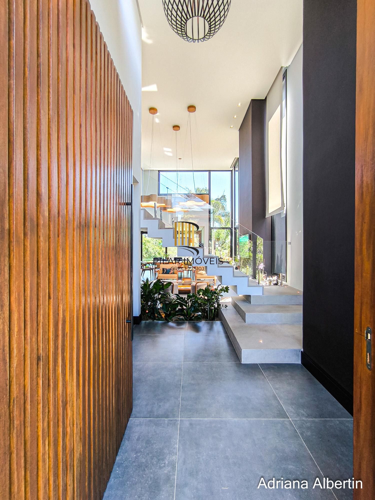 Casa de Condomínio 3 dormitórios no bairro Alphaville