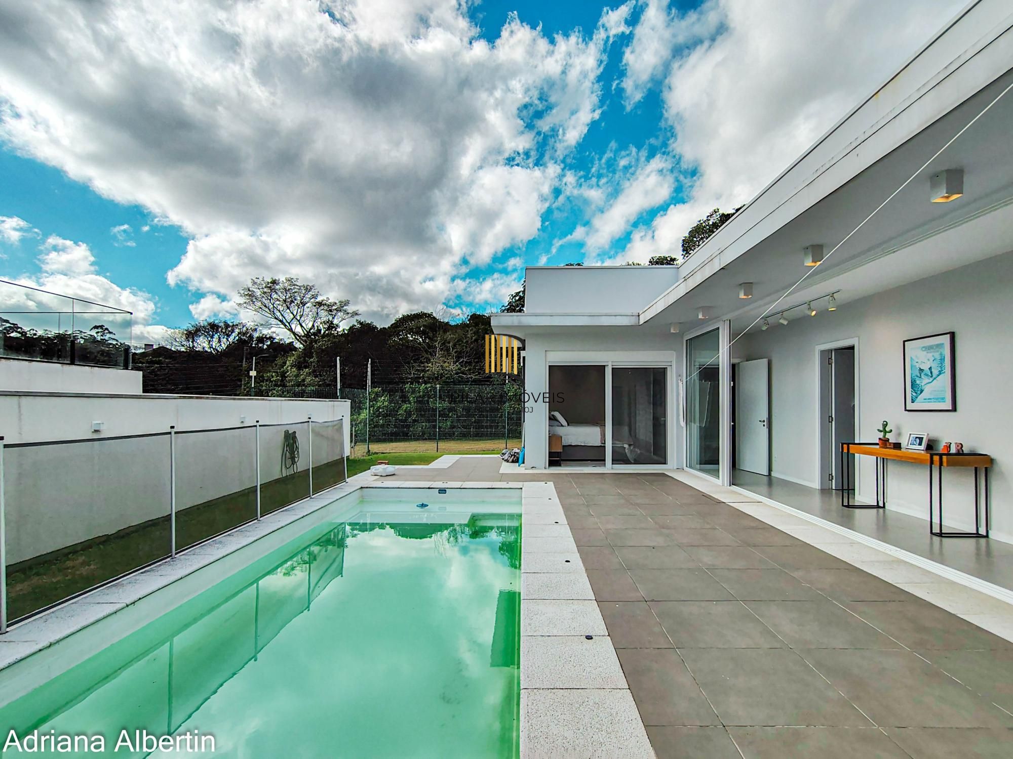 CASA TÉRREA NO ALPHAVILLE PORTO AQLEGRE