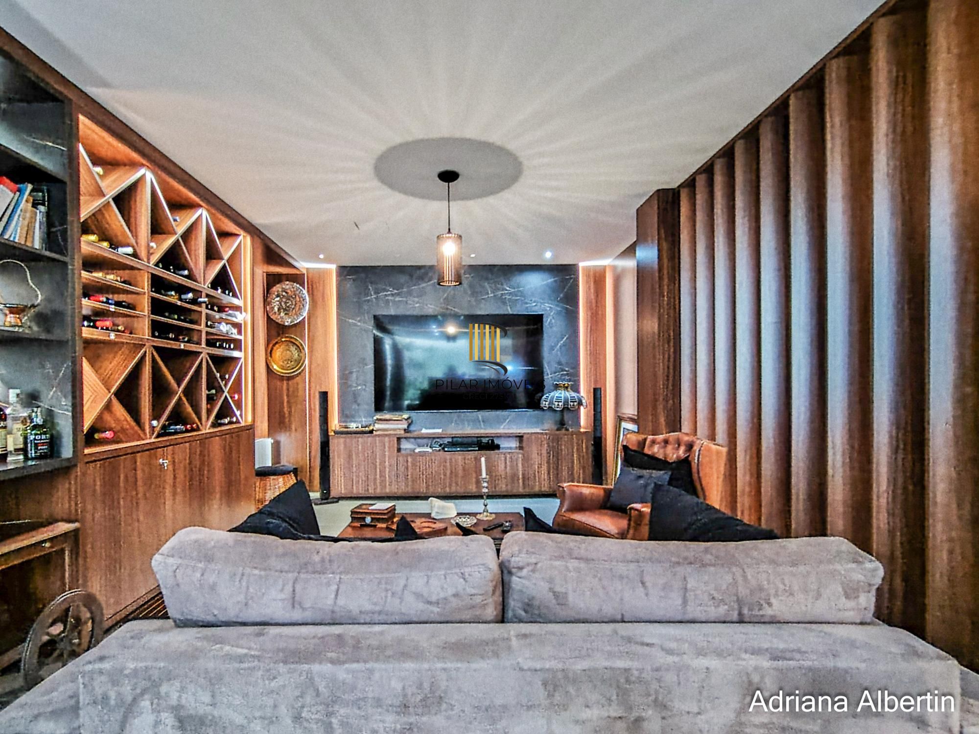 Casa com 660m² no Alphaville Porto Alegre para quem quer espaço, vista e personalidade — sem cair no padrão genérico