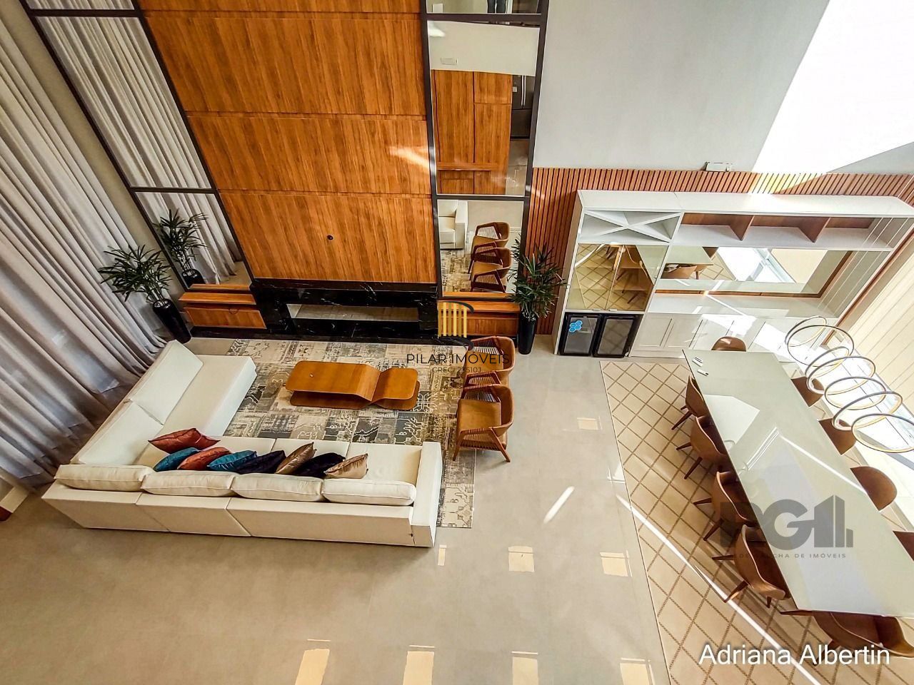 Casa Condominio para Venda - 266.44m², 4 dormitórios, sendo 4 suites, 2 vagas - Alphaville