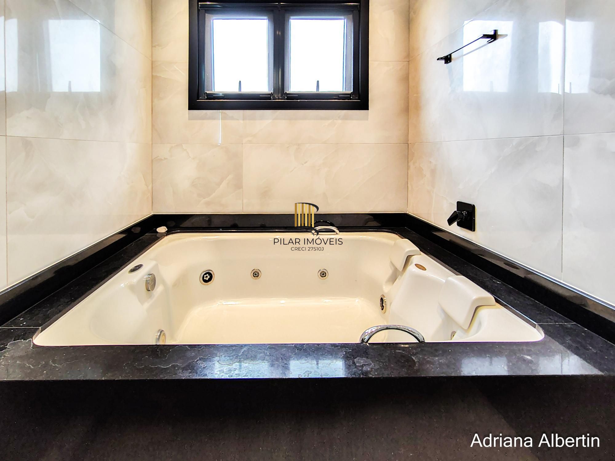 Casa 4 suites AlpahaVille PoA