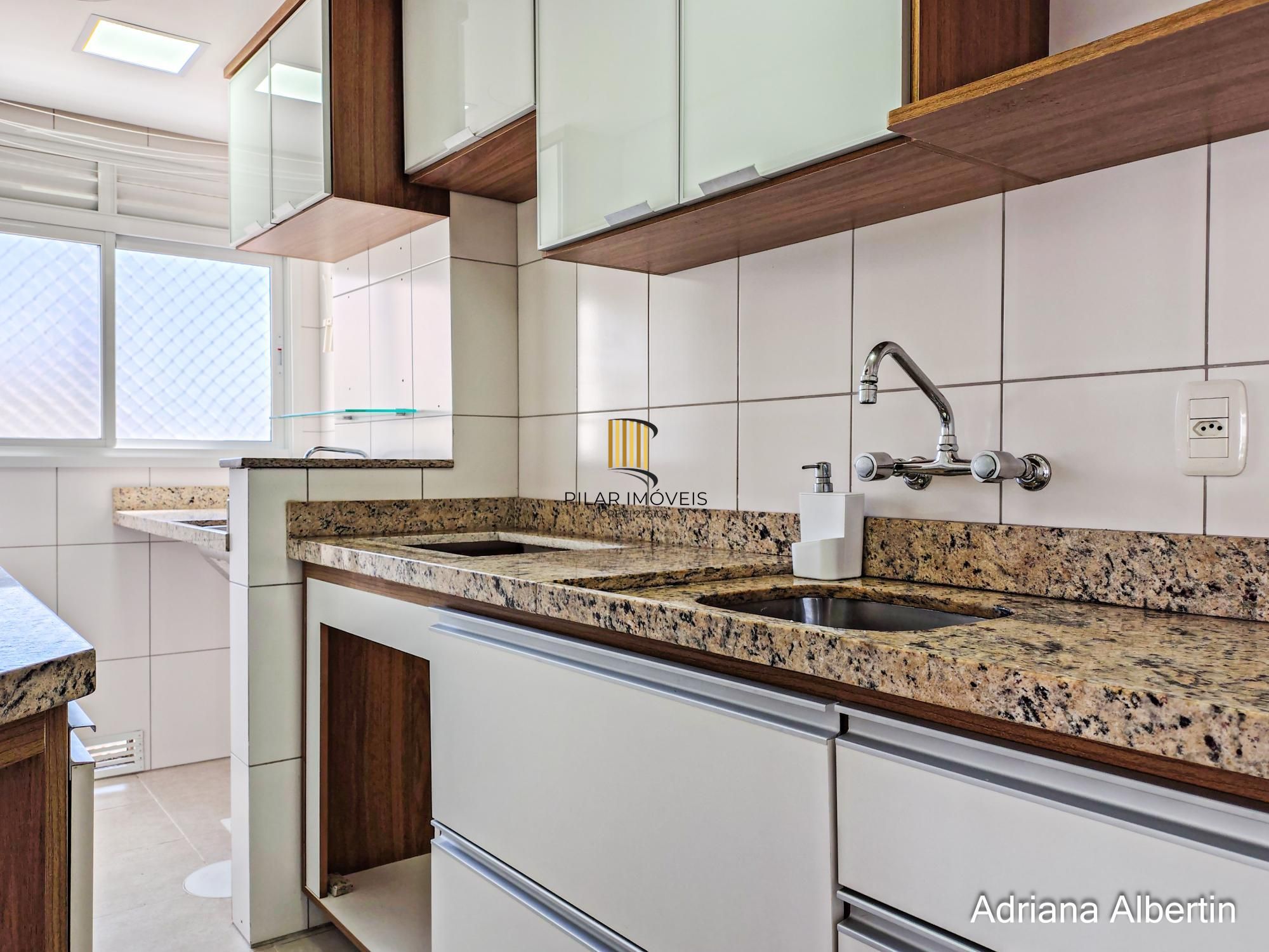 Apartamento ensolarado na Rua Luis Luz com ótima localização!