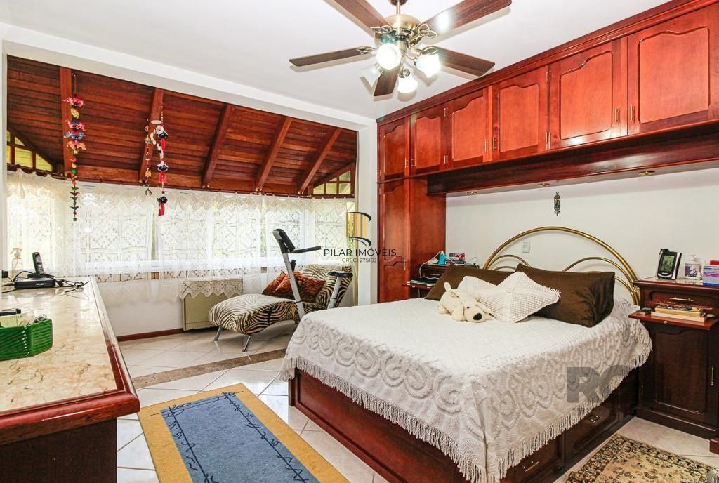Casa 3 dormitórios no bairro Tristeza