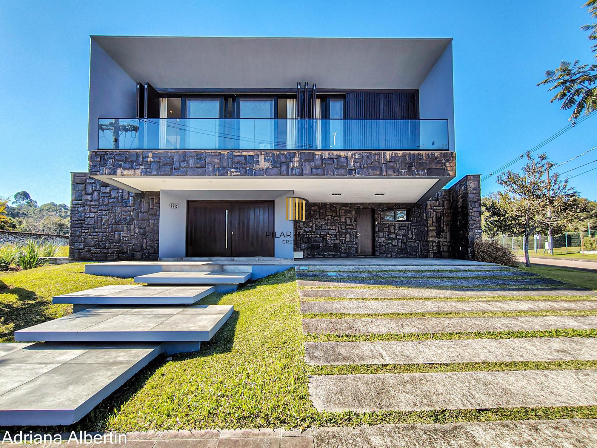 ALPHAVILLE PORTO ALEGRE | 468 m² | 6 DORMITÓRIOS | 5 SUÍTES - Pilar Imóveis