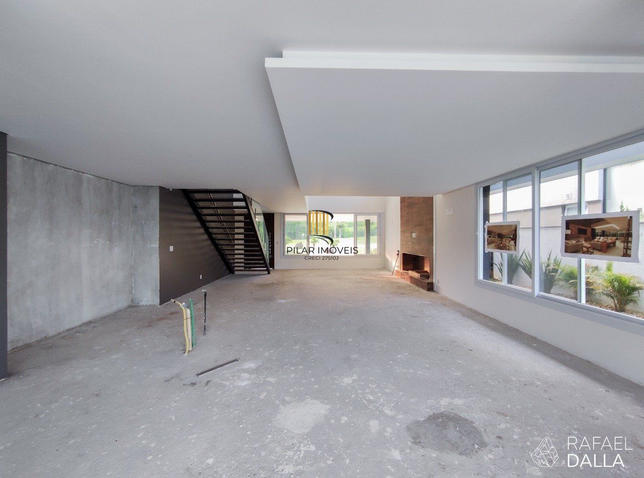 Casa Condominio para Venda - 440m², 4 dormitórios, sendo 4 suites, 4 vagas - Alphaville
