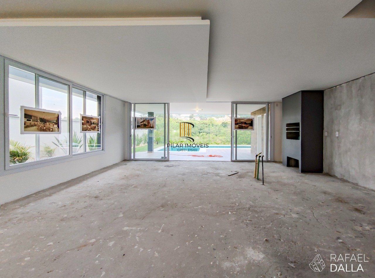 Casa Condominio para Venda - 440m², 4 dormitórios, sendo 4 suites, 4 vagas - Alphaville