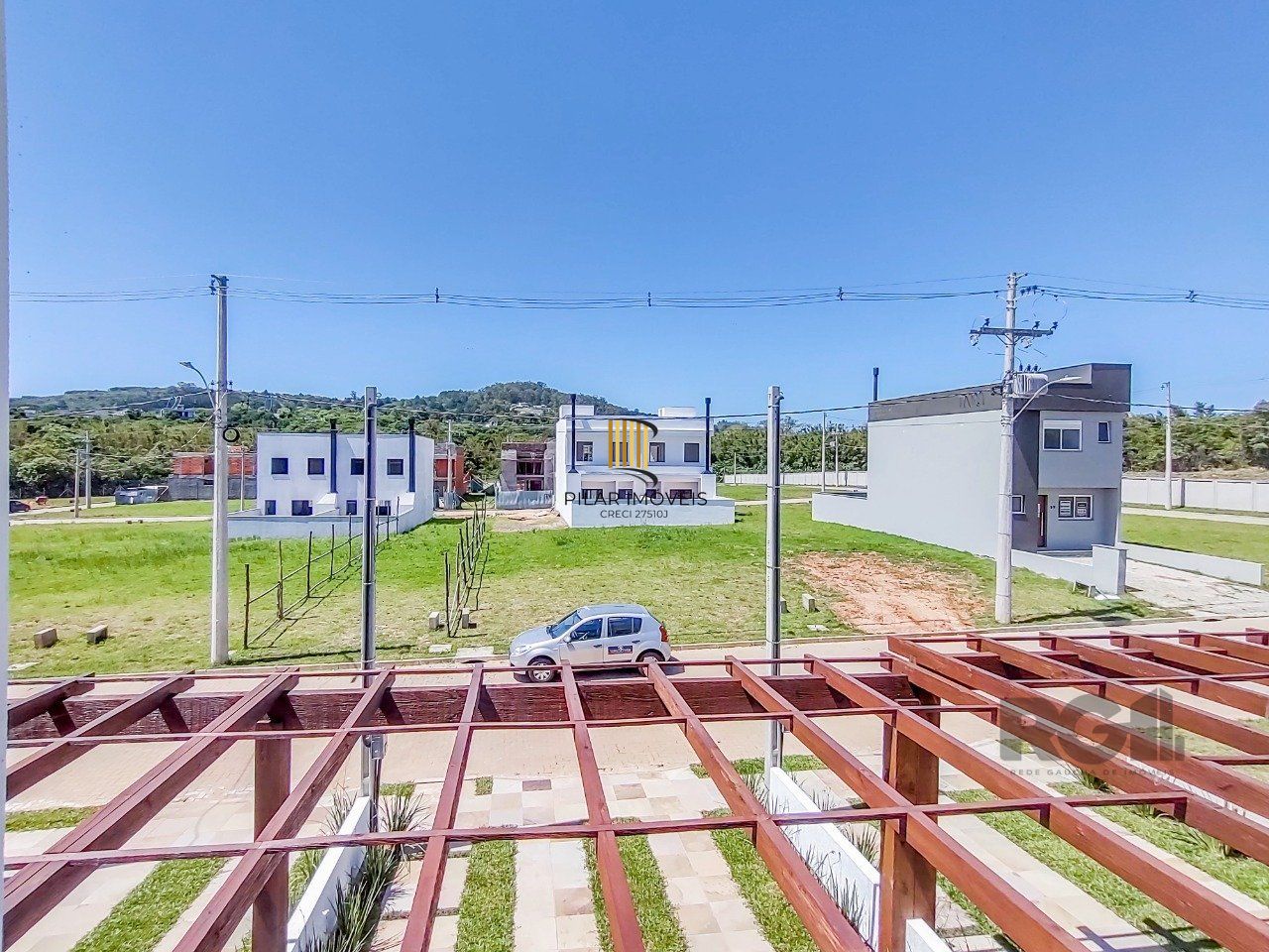 Casa Condominio 3 Dormitório(s) Bairro Campo Novo