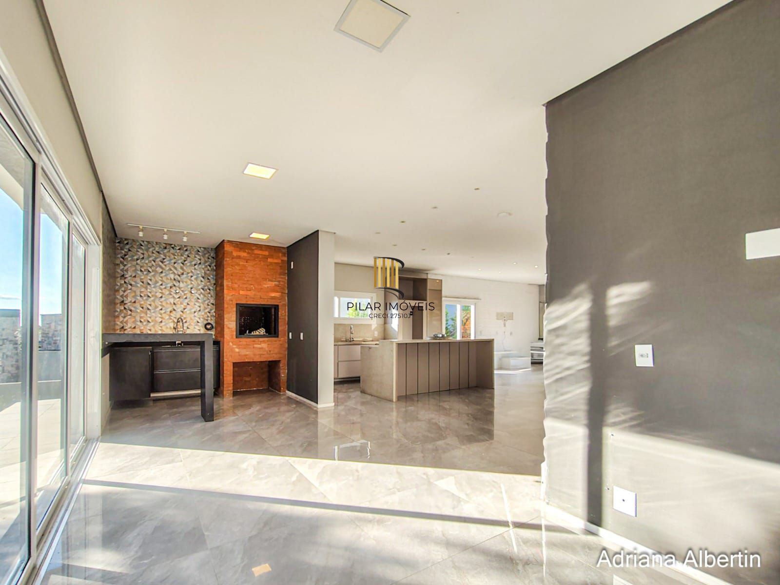 Casa de Condomínio 3 dormitórios no bairro Alphaville