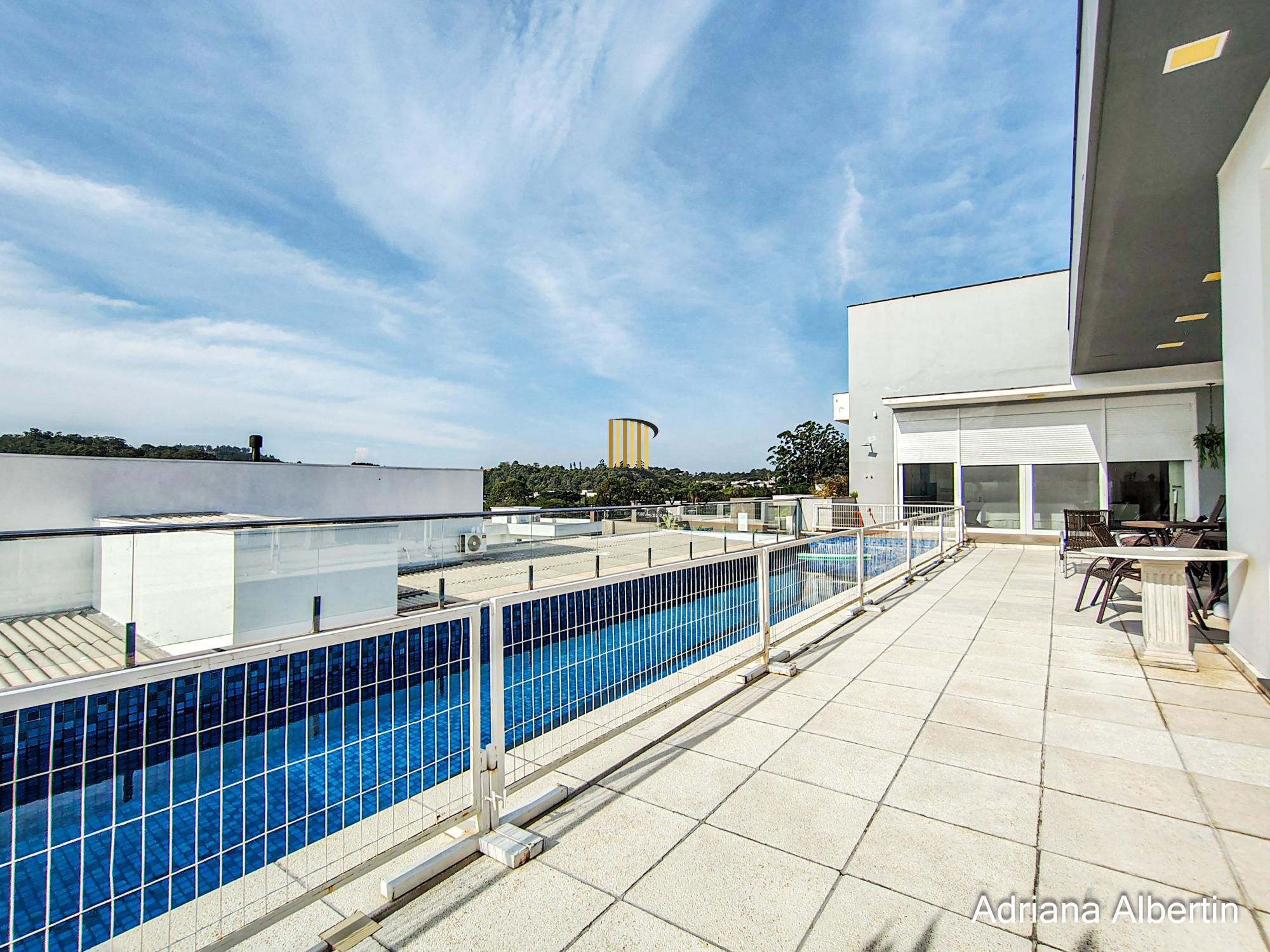 Casa com 660m² no Alphaville Porto Alegre para quem quer espaço, vista e personalidade — sem cair no padrão genérico