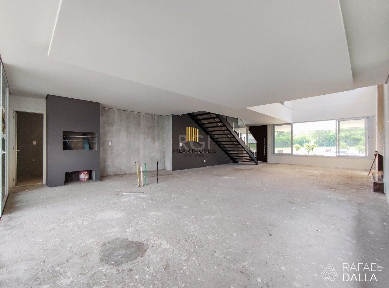 Casa Condominio para Venda - 440m², 4 dormitórios, sendo 4 suites, 4 vagas - Alphaville