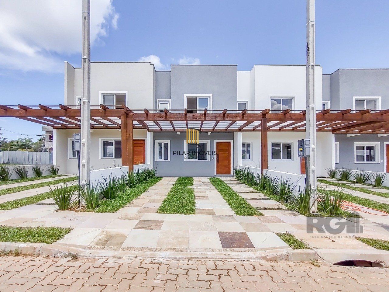 Casa Condominio 3 Dormitório(s) Bairro Campo Novo