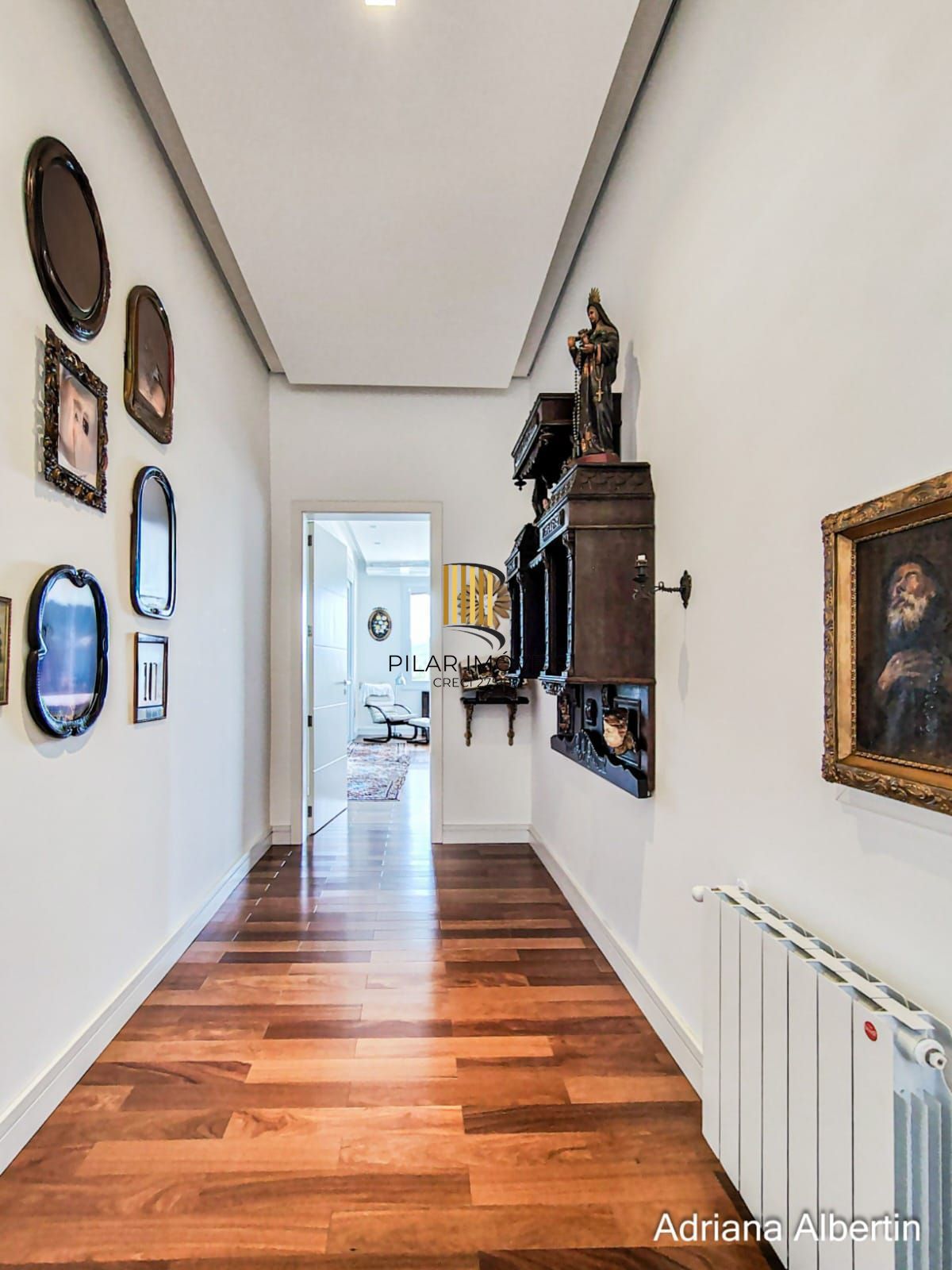 Casa com 660m² no Alphaville Porto Alegre para quem quer espaço, vista e personalidade — sem cair no padrão genérico