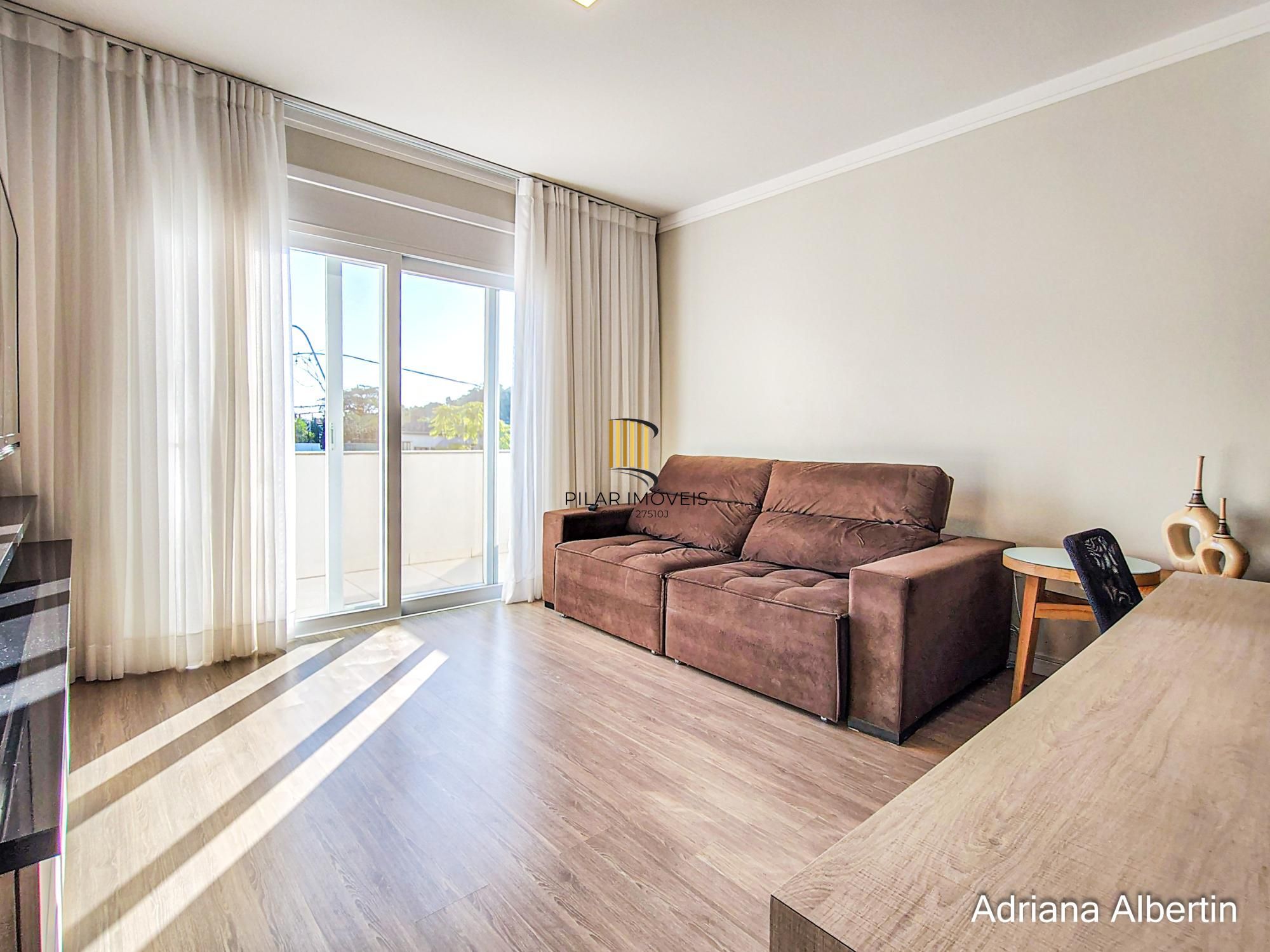 ALPHAVILLE PORTO ALEGRE | CASA COM FUNDOS PARA APP E ÁREA EXTERNA COMPLETA