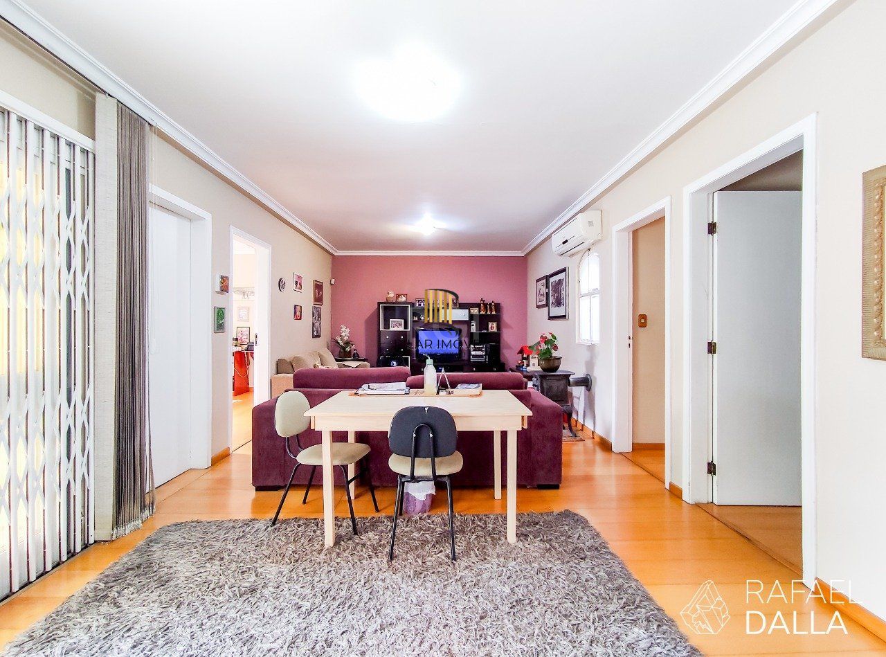 Casa 3 dormitórios no bairro Santana