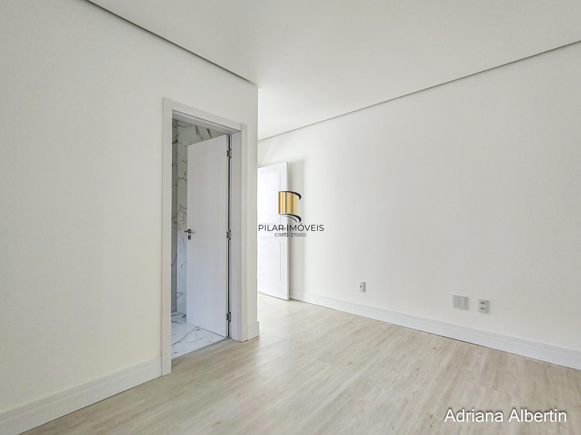 Casa Condominio para Venda - 292m², 4 dormitórios, sendo 4 suites, 2 vagas - Alphaville