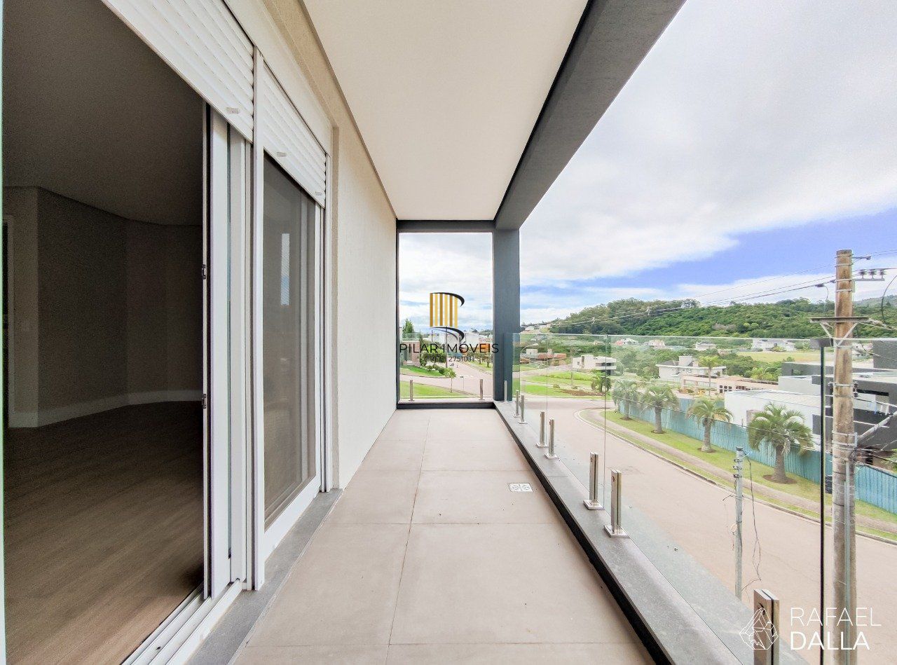 Casa Condominio para Venda - 357m², 4 dormitórios, sendo 4 suites, 4 vagas - Alphaville