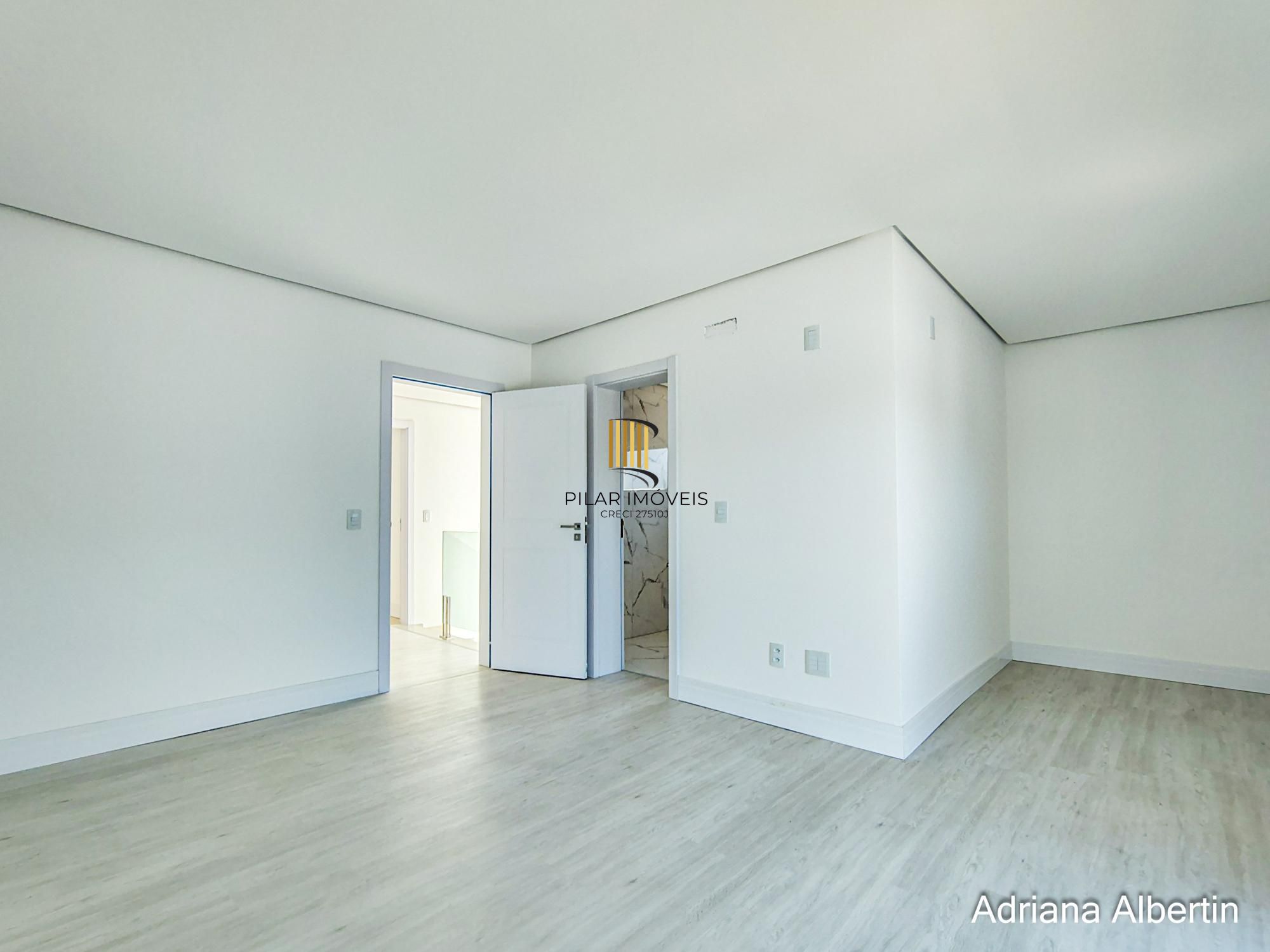 Casa Condominio para Venda - 292m², 4 dormitórios, sendo 4 suites, 2 vagas - Alphaville