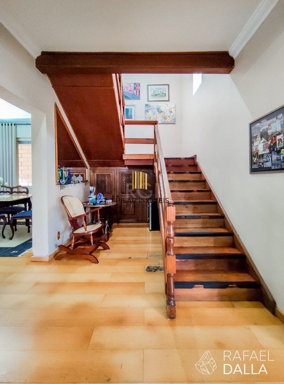 Casa 3 dormitórios no bairro Santana