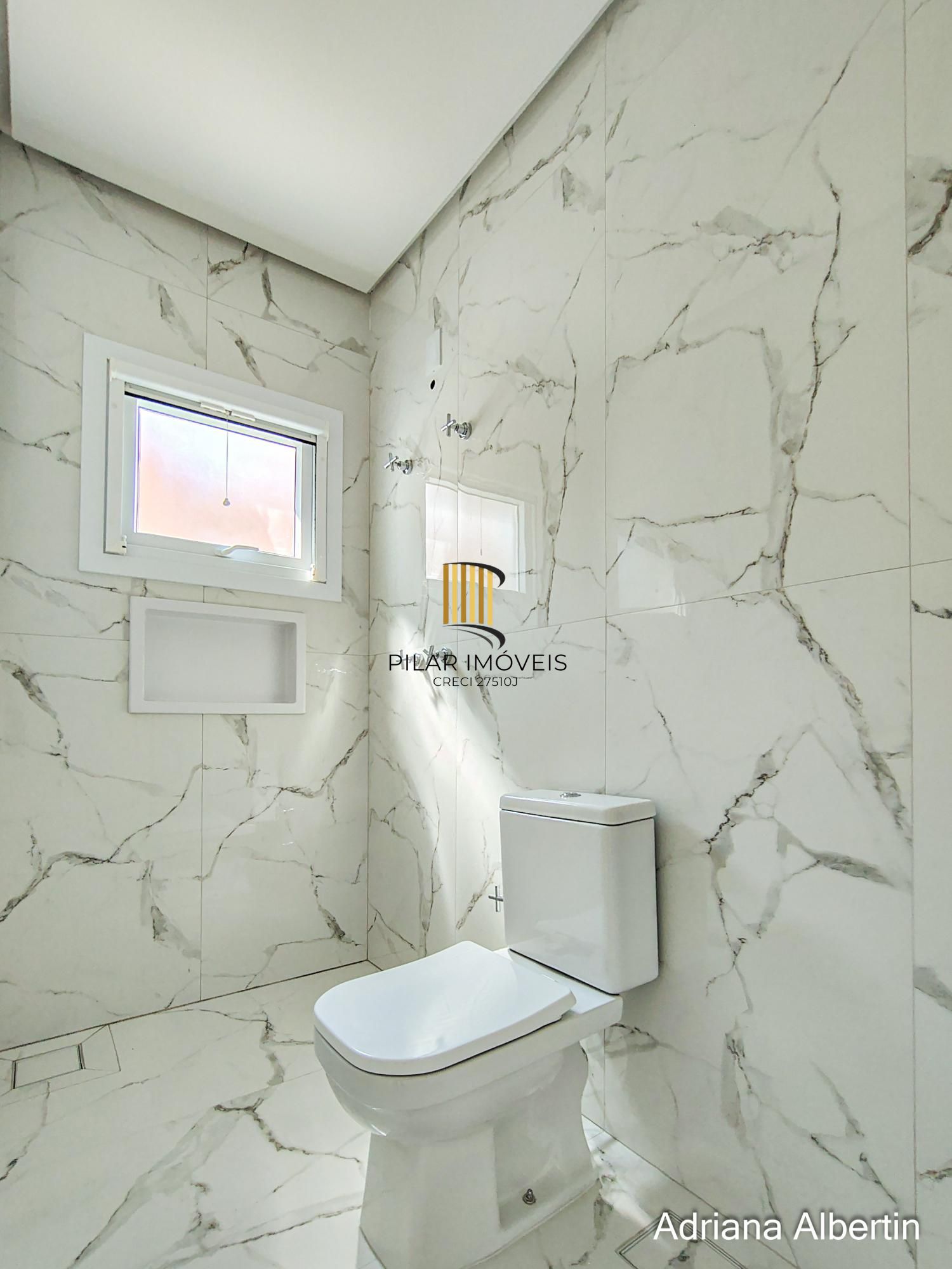 Casa Condominio para Venda - 292m², 4 dormitórios, sendo 4 suites, 2 vagas - Alphaville