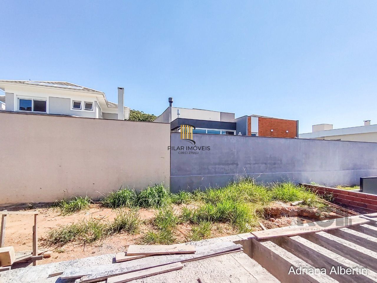 Residência em condomínio fechado