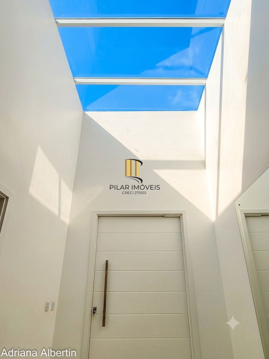 Casa térrea à venda no Alphaville Porto Alegre | 3 suítes | Ambientes integrados