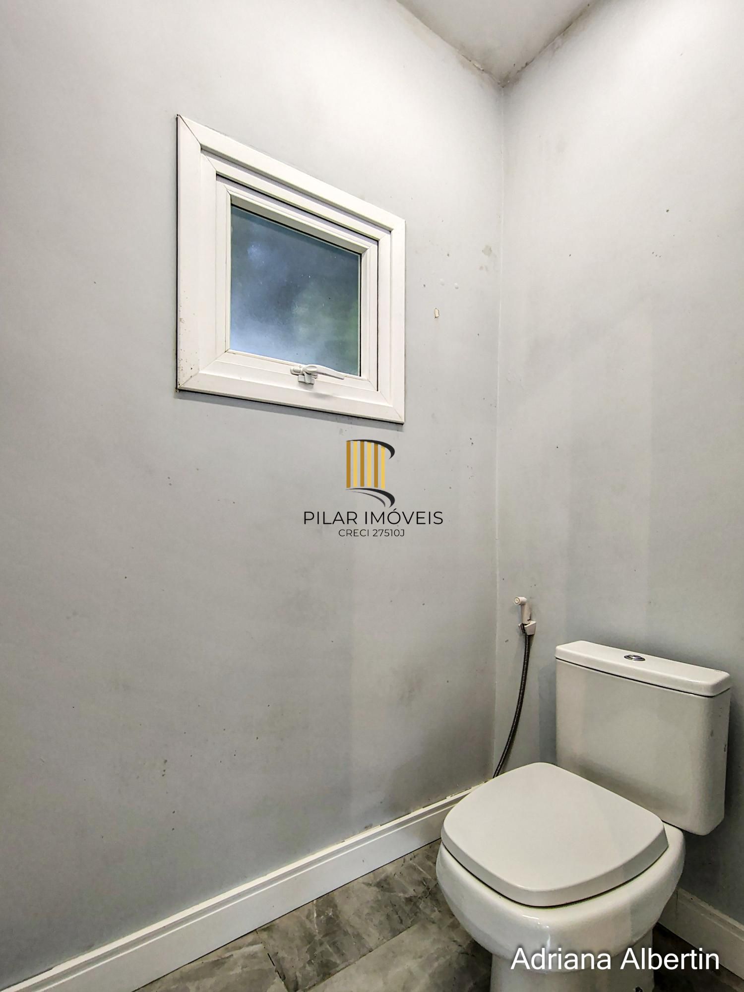 Casa térrea reformada com 5 suítes no Jardim Isabel, zona sul