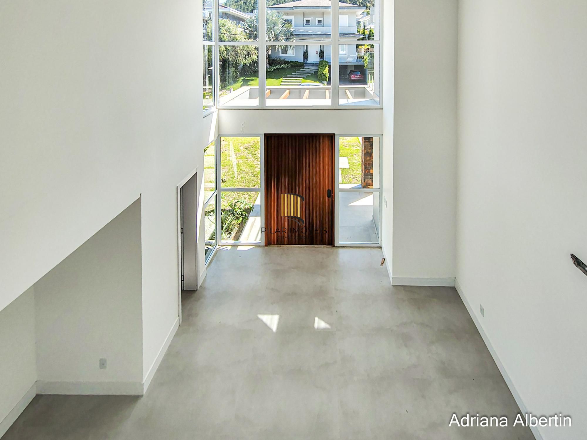 Casa Condominio para Venda - 292m², 4 dormitórios, sendo 4 suites, 2 vagas - Alphaville