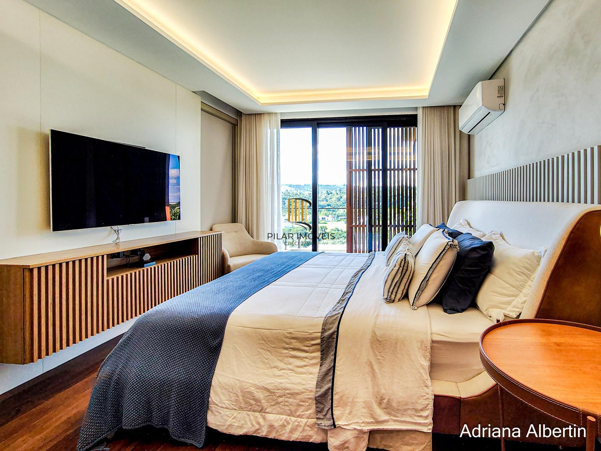 Casa com 4 suítes e escritório - Alphaville Porto Alegre