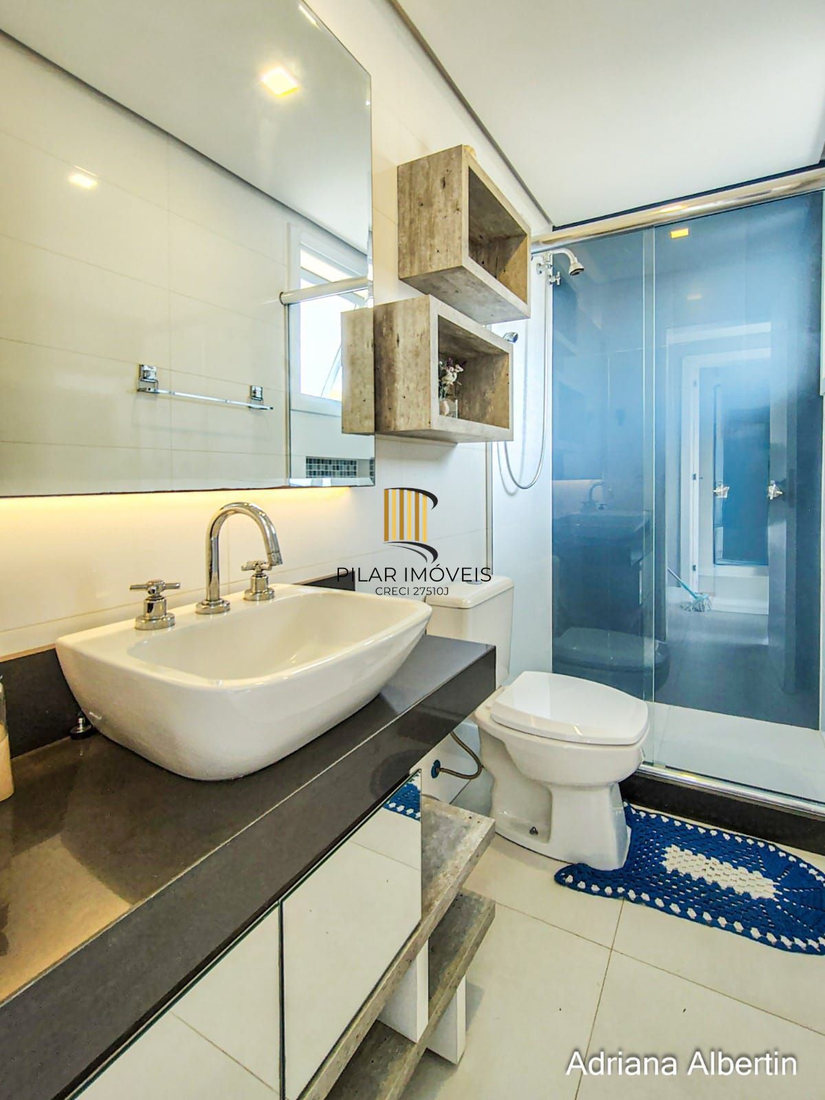 ALPHAVILLE PORTO ALEGRE | CASA COM FUNDOS PARA APP E ÁREA EXTERNA COMPLETA