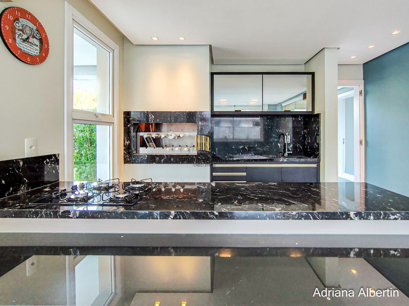 ALPHAVILLE PORTO ALEGRE | CASA COM FUNDOS PARA APP E ÁREA EXTERNA COMPLETA