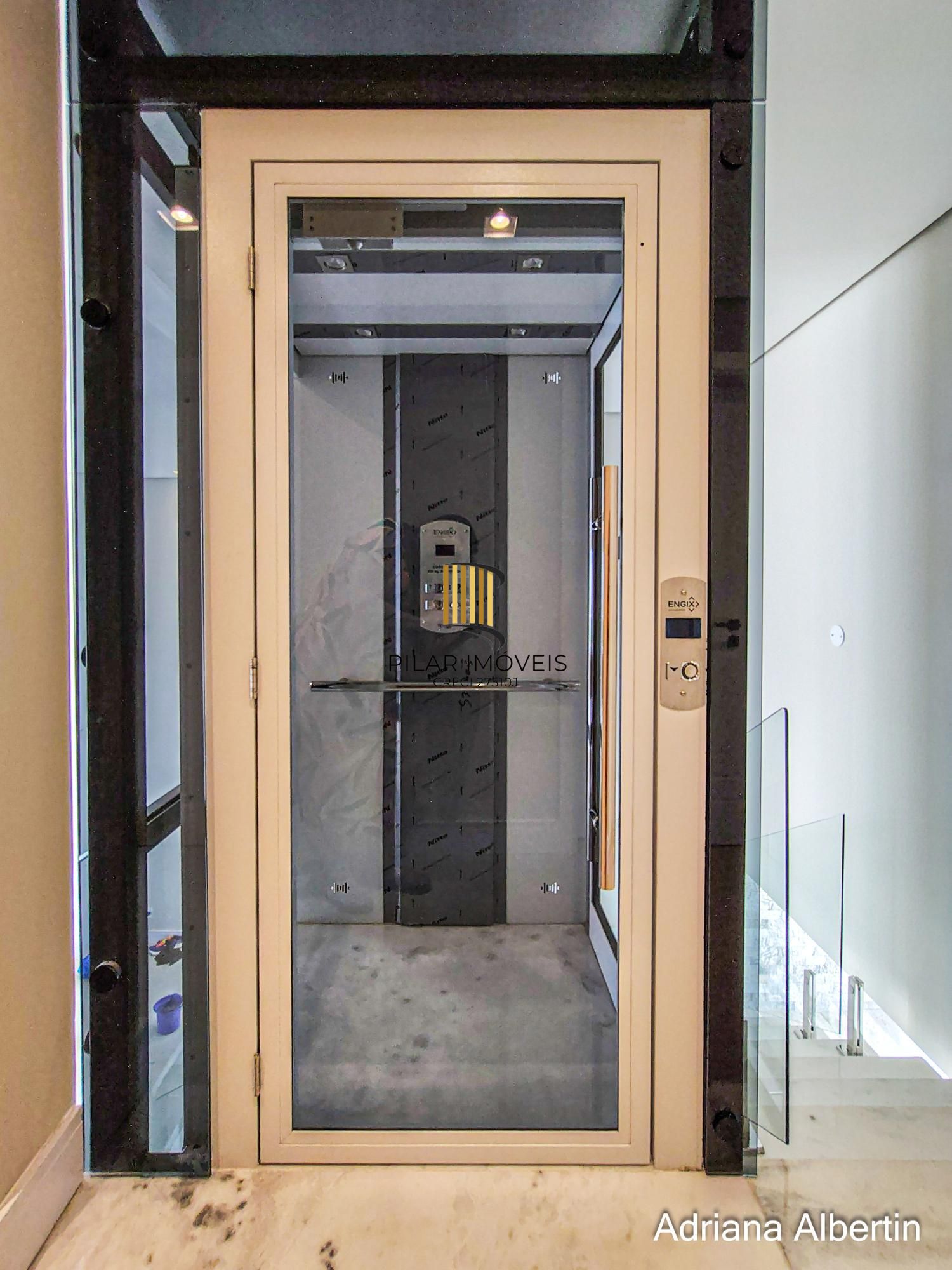 Residência em condomínio fechado