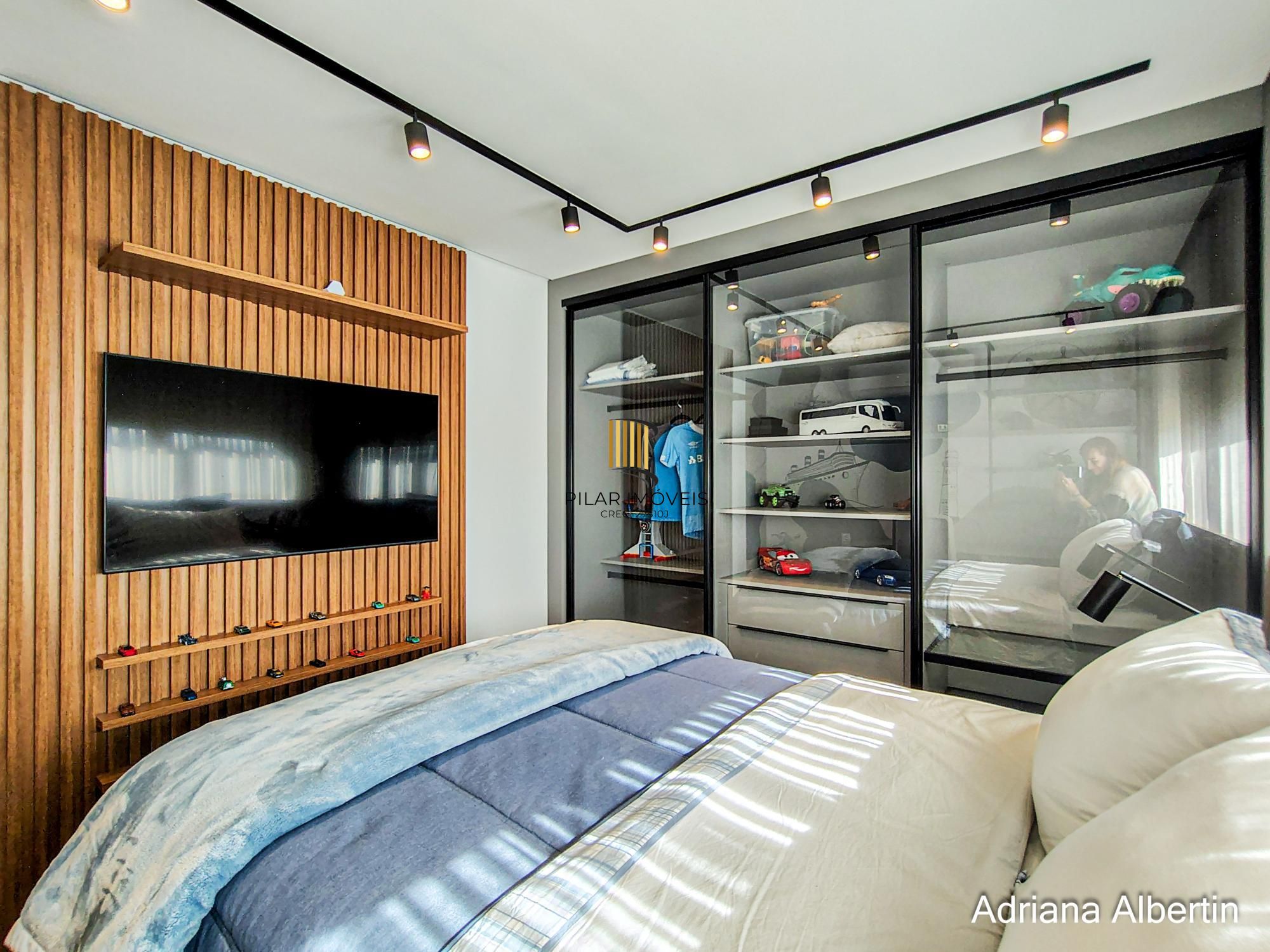 Casa com 4 suítes e escritório - Alphaville Porto Alegre