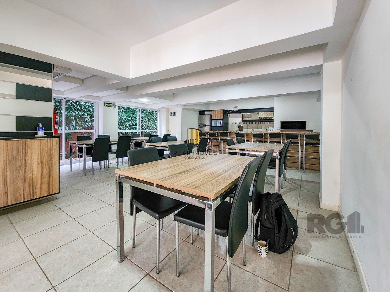 Ótimo apartamento com 2 dorm, 1 suite