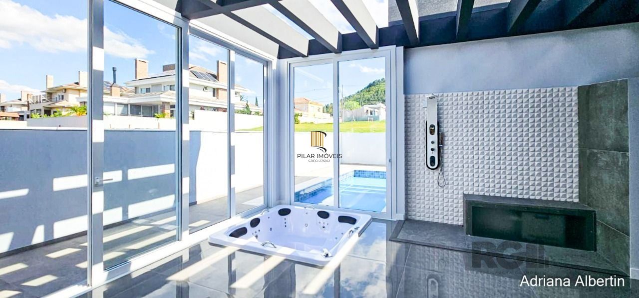 Casa Condominio para Venda - 297.5m², 4 dormitórios, sendo 4 suites, 4 vagas - Alphaville