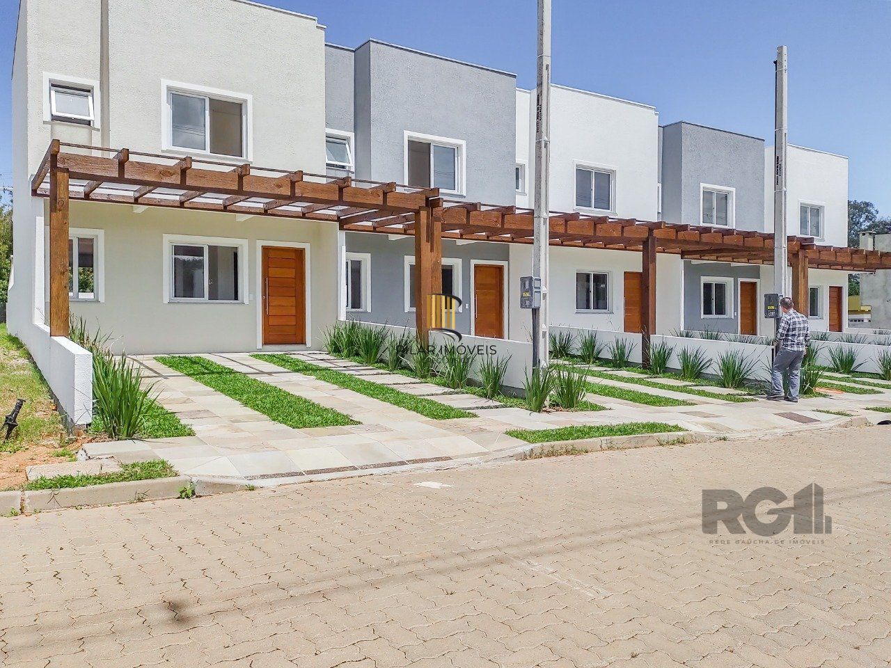 Casa Condominio 3 Dormitório(s) Bairro Campo Novo