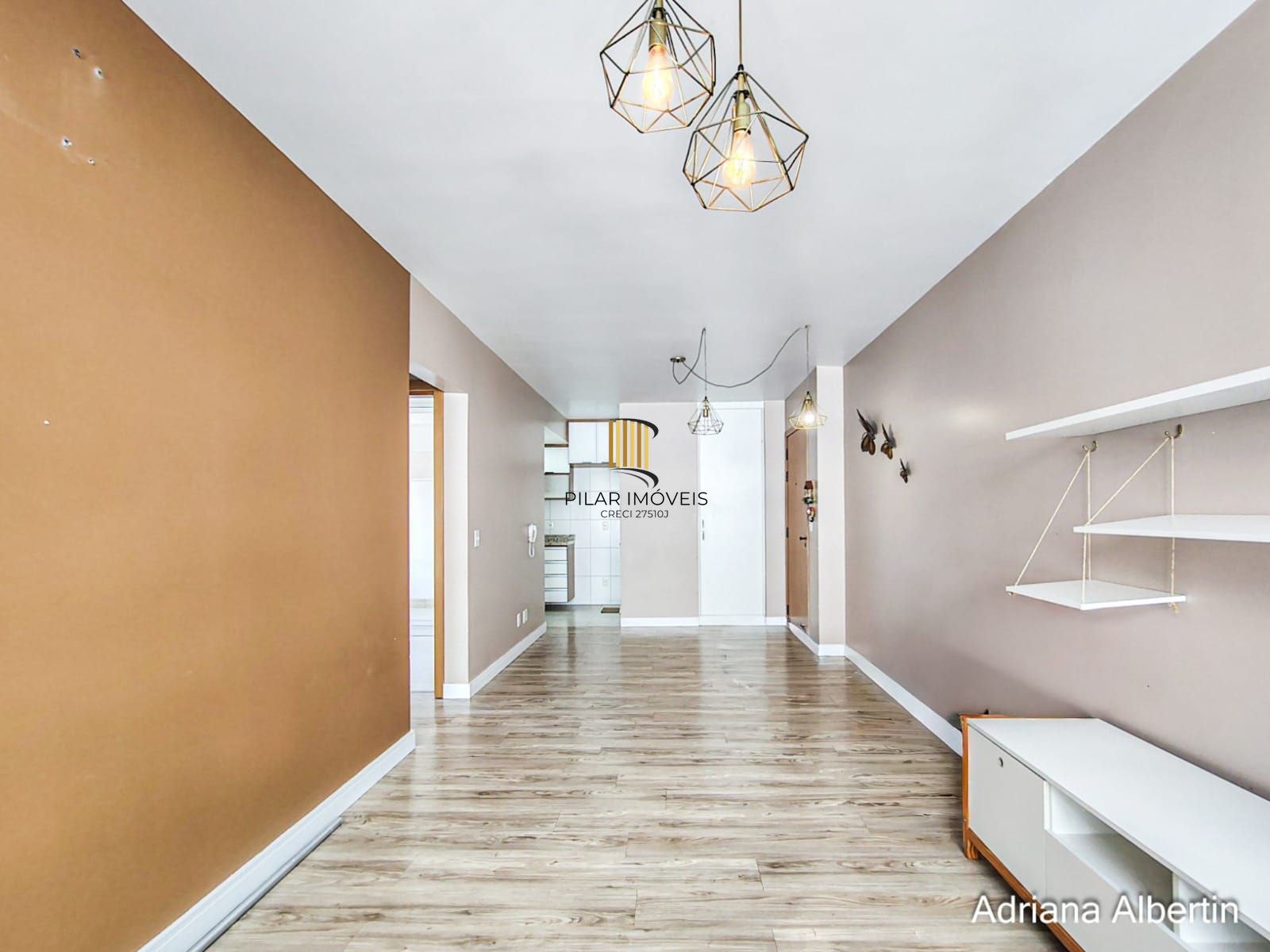 Apartamento ensolarado na Rua Luis Luz com ótima localização!